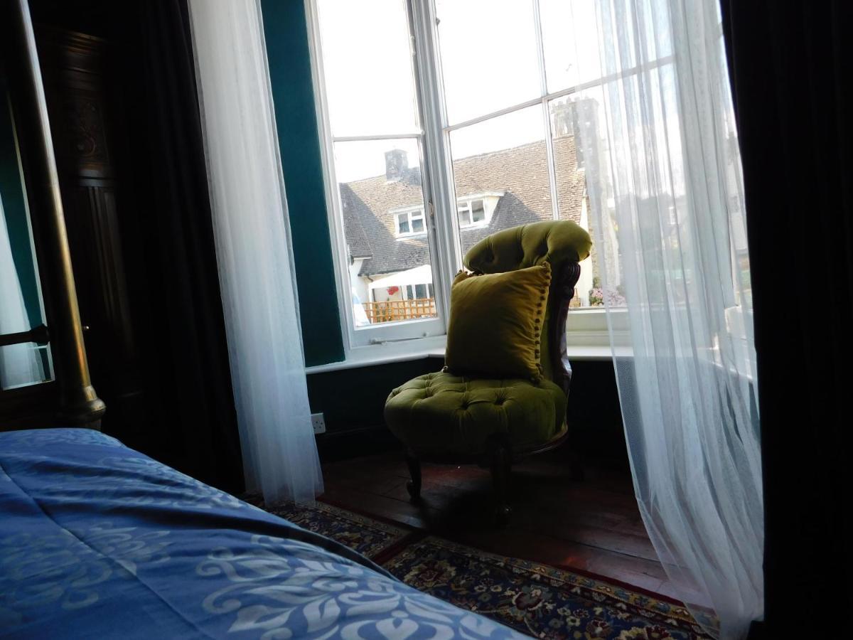 The Bear Bread Bakery: Boutique En-Suite with Bakery Breakfast in Colyton Exterior photo