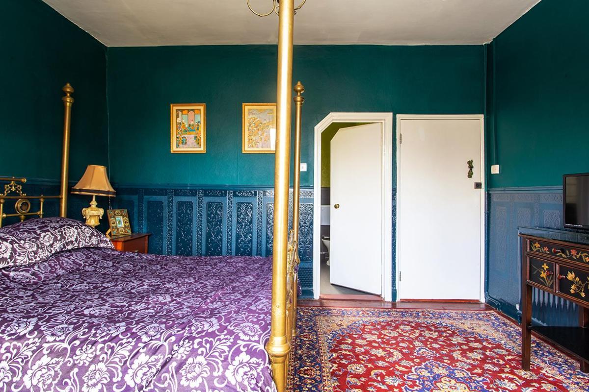 The Bear Bread Bakery: Boutique En-Suite with Bakery Breakfast in Colyton Exterior photo