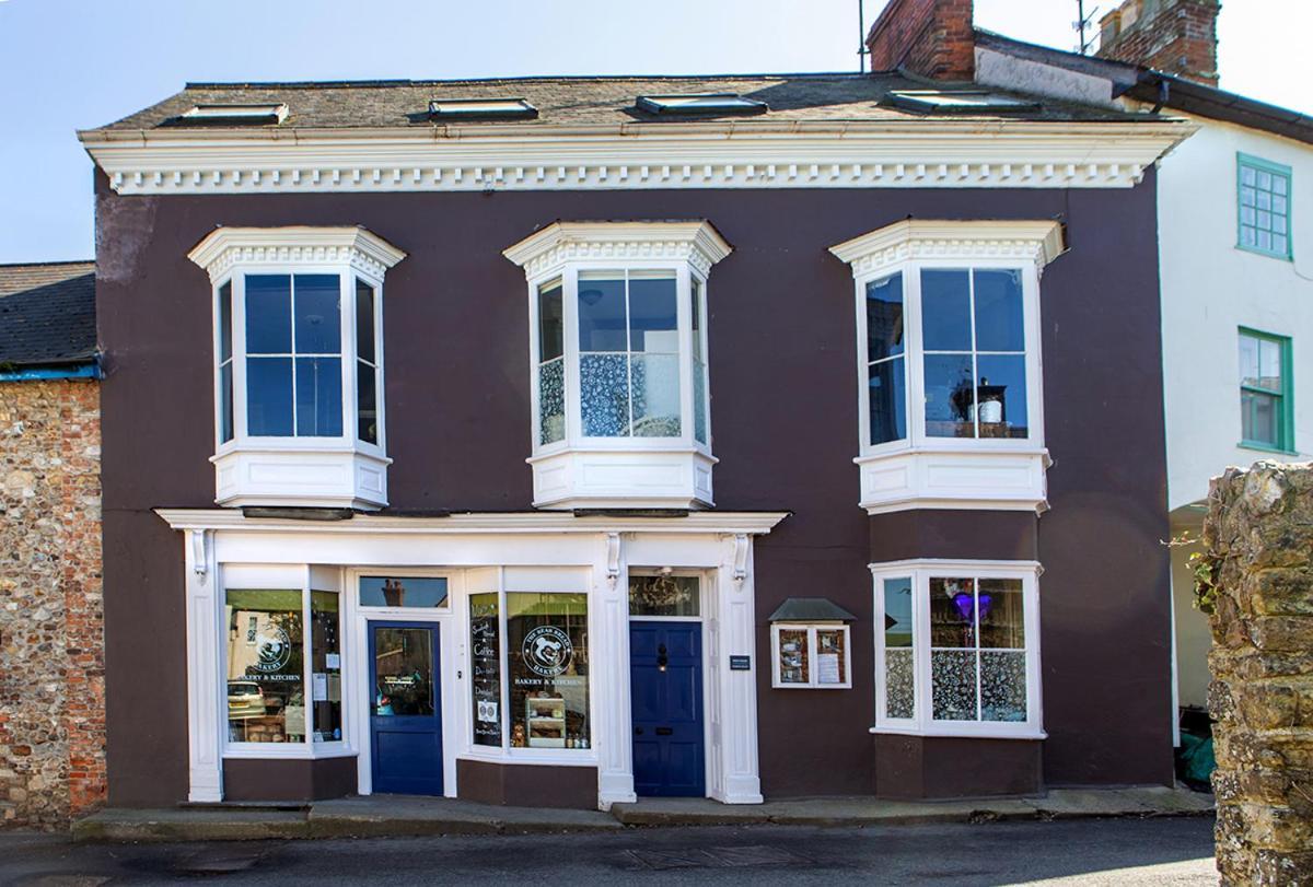 The Bear Bread Bakery: Boutique En-Suite with Bakery Breakfast in Colyton Exterior photo
